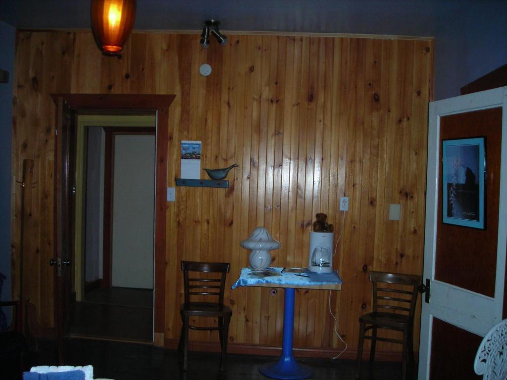 Gîte des Hauteurs et Café de la place Saint Zenon Camera foto